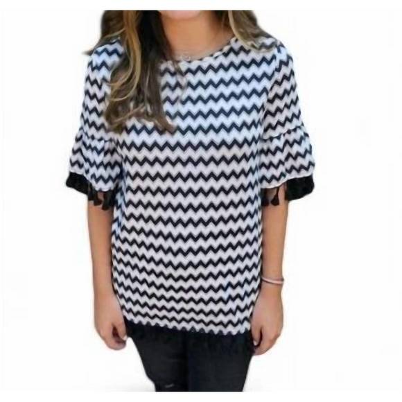 NEW ERMA’S CLOSET chevron top with tassel trim in black/white - Picture 1 of 1